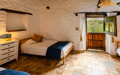 Triple bedded room with bathroom